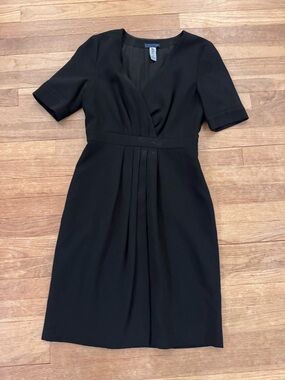 J. Crew Women's Black Knee Length Sheath Dress - Size 2
 b42